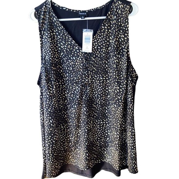 NWT Torrid top - Picture 1 of 7